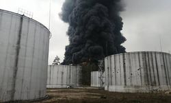 Rusya, Çernihiv’de petrol rafinerisini vurdu