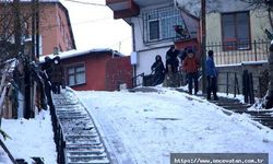 Şişli'de buzlu yollarda zor anlar