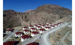 Su altında kalacak Yusufeli, 5 ayda taşınacak