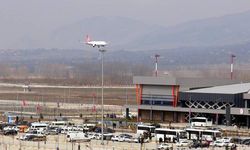 Tokat'ın yeni havalimanına ilk yolcu uçağı indi