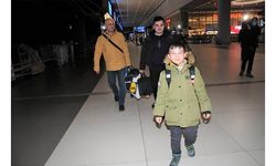 Ukrayna'daki savaştan kaçan Türkler İstanbul'a geldi