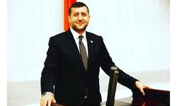 Baki Ersoy, MHP'den istifa etti