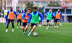 Fenerbahçe'de derbi hazırlıkları sürüyor