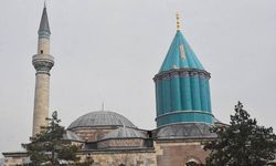 Mevlana Müzesi'nin Kubbe-i Hadra'sının yeni çinileri döküldü