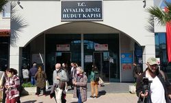 Midilli'den Ayvalık'a 25 ay sonra ilk turist kafilesi geldi