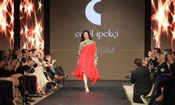 MUHTEŞEM CEMİL İPEKÇİ 50'NCİ YIL DEFİLESİ