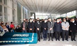 Şarkıcı Koray Candemir'in annesi son yolculuğuna uğurlandı