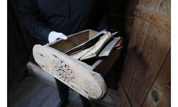 Serdengeçti'nin özel evrakı, sıva altındaki gizli bölmeden çıktı