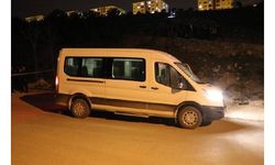 Servis şoförü sokak ortasında bıçaklanarak öldürüldü