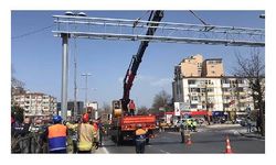 Şişli'de yön tabelası tehlikesi