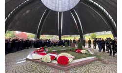 Turgut Özal ölümünün 29. yıl dönümünde mezarı başında anıldı