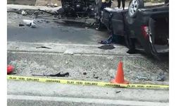 Çankırı'da hafif ticari araç ile minibüs çarpıştı: 3 ölü, 12 yaralı