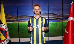 Fenerbahçeli Serdar Aziz'in sözleşmesi 3 yıl daha uzatıldı