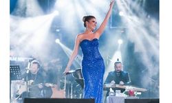 Gülben Ergen'den Çilek Tadında Muhteşem Konser