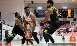 Petkimspor'da Armand da yolcu