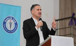 Sağlık-Sen Başkanı Durmuş: Hemşirelik mesleğinin geleceği risk altında