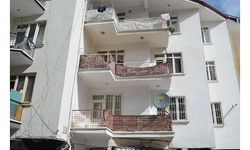 Tartıştığı eşi ve 2 kızını öldürüp, intihara kalkıştı  