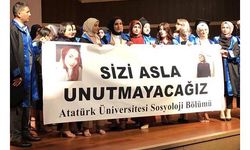 Zeynep ve Nezahat, mezuniyet töreninde unutulmadı