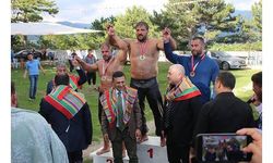 661'inci Domaniç Yağlı Pehlivan Güreşleri’nin başpehlivanı Recep Kara oldu