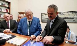 Bakan Özer: İlk defa yazın kütüphaneler açık olacak