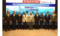 CHP'li büyükşehir belediye başkanları Eskişehir’de buluştu