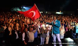 Erol Evgin yaz turnesine Bursa Kültürpark’ta başladı