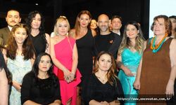 FAİZE SEVİM KARDEŞLERİNUNUTULMAYACAK 65.YIL DEFİLESİ
