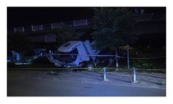 İzmir'de, kamyon otomobille çarpıştı: 1 ölü, 5 yaralı