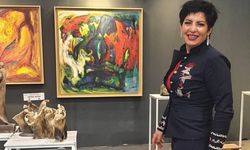ŞULE AĞAYAR; ESERLERİMDE SEVGİDEN BESLENİYORUM