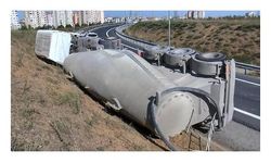 Başakşehir'de devrilen beton mikserinin şoförü ağır yaralandı