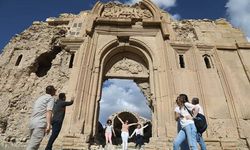 Başkale'nin tarihi ve doğal güzelliklerine yoğun ilgi