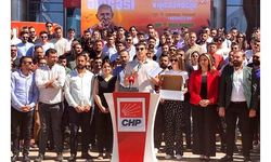 CHP Gençlik Kolları'ndan AK Parti'ye 'kargo paketi'