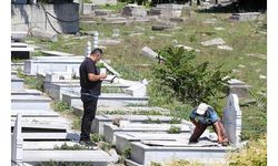 Hasköy Mezarlığı'nda tahrip edilen mezar taşları yeniden yaptırılıyor