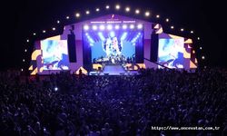 İSTANBUL FESTİVALİ’NDE SELDA BAĞCAN