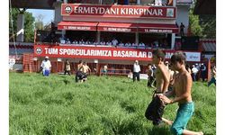 Kırkpınar, rekor pehlivan katılımıyla başladı