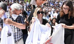 Sağlıkçılar, Dr. Ekrem Karakaya'nın öldürülmesine tepki gösterdi