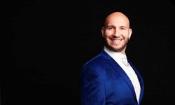 CENGİZ ÇEVİK “HAYATIMIN MELODİSİ OLSA OLSA MELİH KİBAR BESTESİDİR”