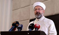 Ali Erbaş: Müslümanlar, imamesi kopan tespih taneleri gibi dağılmış vaziyette