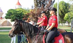 Atlı polislerden Gaziantep'te denetim