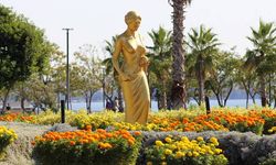 Altın Portakal'ın simgesi 'Venüs' heykelleri, Antalya caddelerinde