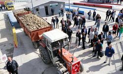 Eskişehir'de şeker pancarları fabrikaya teslim edilmeye başladı