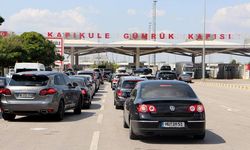 Gurbetçilerin bagajları memleket lezzetleriyle dolu