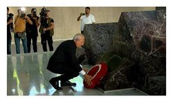 Kılıçdaroğlu'ndan Menderes ve Özal'ın mezarlarına ziyaret