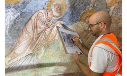 Aziz Nikolaos Anıt Müzesi'nde, 11'inci yüzyıldan duvar resimleri ortaya çıktı