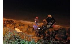 Trabzon'da hafif ticari araç kayalıklara uçtu: 1 ölü, 3 yaralı