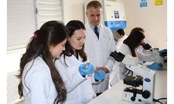 NKÜ'deki kanser aşısı çalışmalarında deney hayvanlarına geçiliyor