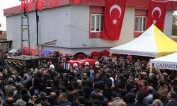 Şehit Piyade Sözleşmeli Er Öztürk, son yolculuğuna uğurlandı