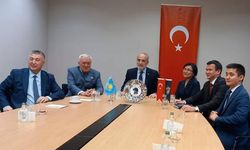Yalçın Topçu, Kazakistan heyetini Cumhurbaşkanlığı Külliyesi’nde ağırladı