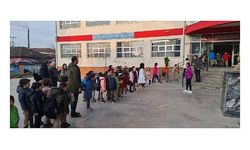Düzce'de deprem sonrası okullar açıldı