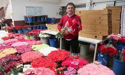 İhraç çiçekler Bulgaristan sınırında en az 40 saat bekliyor